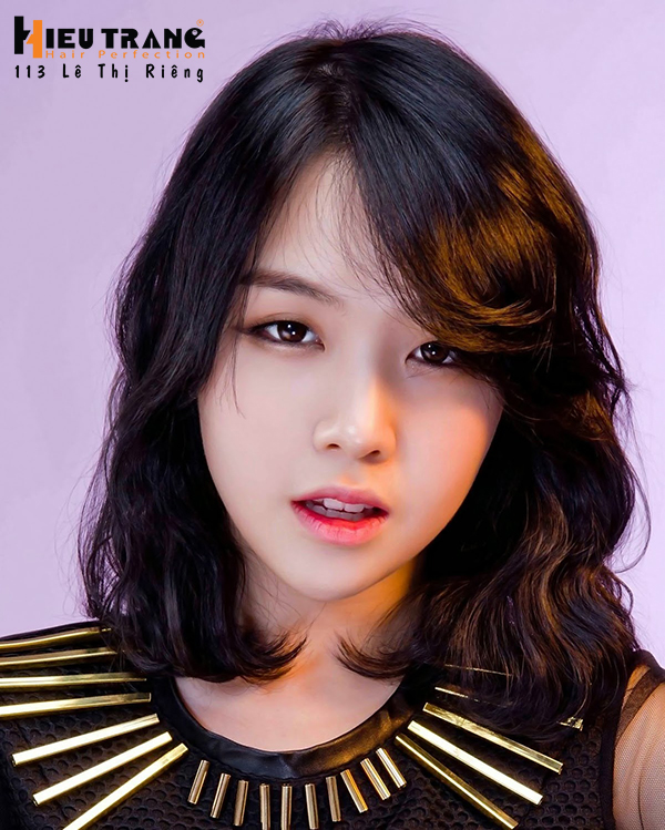 t&oacute;c ngắn uốn xoăn h&agrave;n quốc