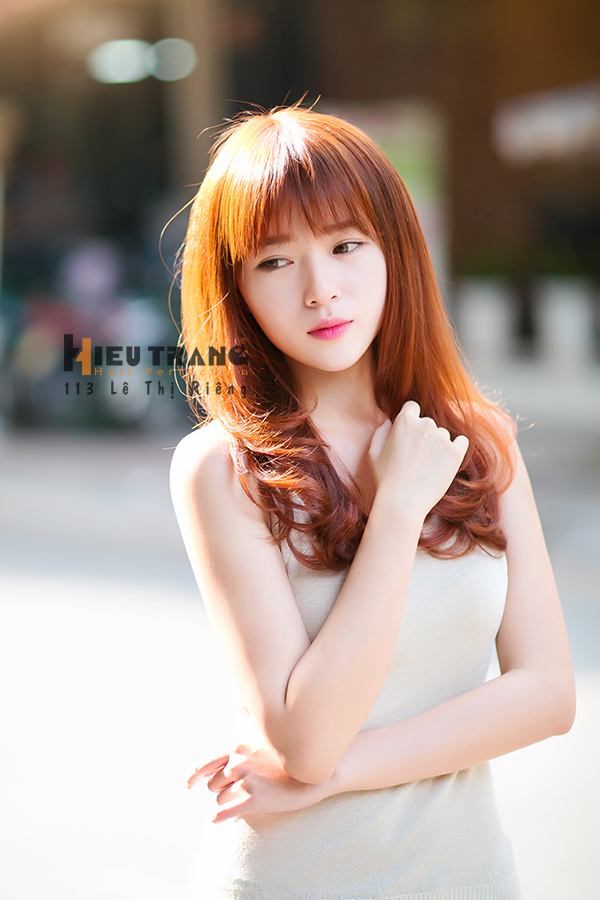 t&oacute;c uốn phồng đu&ocirc;i 