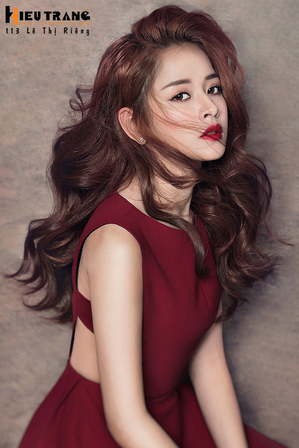 t&oacute;c uốn xoăn d&agrave;i