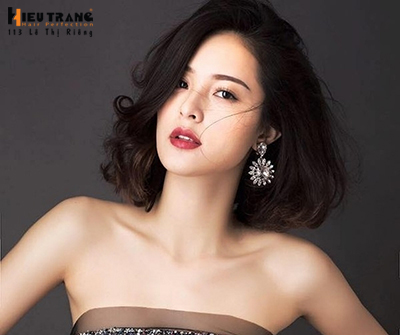 Nổi bật với tóc uốn xoăn Goldwell tại Salon Hiếu Trang