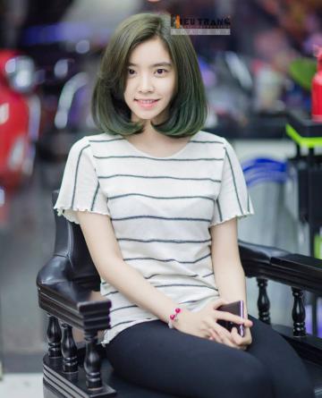 ĐỘT PHÁ PHONG CÁCH VỚI MÁI TÓC UỐN PHỒNG TẠI SALON HIẾU TRANG